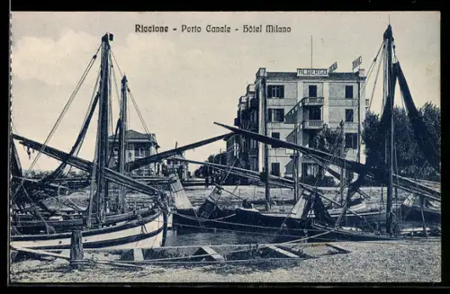 AK Riccione, Hotel Milano, Porto Canale, Segelboot
