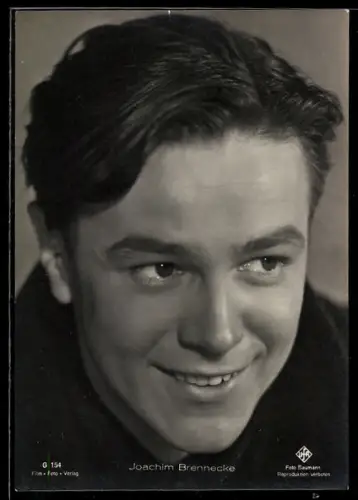 AK Schauspieler Joachim Brennecke mit lächelndem Gesicht