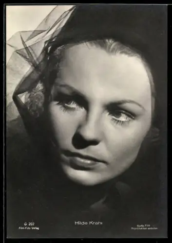 AK Schauspielerin Hilde Krahl mit ernstem Blick zur Seite