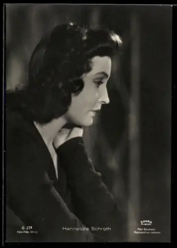 AK Schauspielerin Hannelore Schroth von der Seite