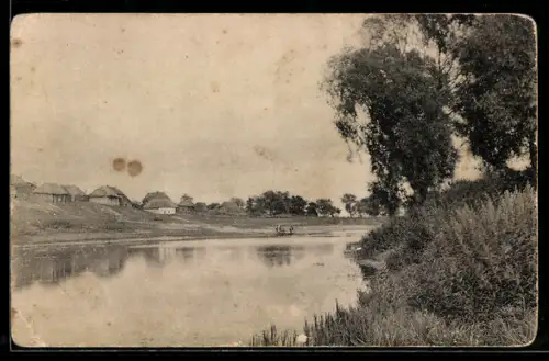 AK Koslow, Blick auf die Ortschaft und den Fluss Woronesch, Rotes Kreuz