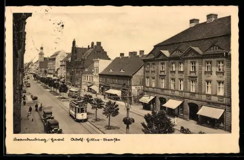 AK Brandenburg /Havel,  Strasse mit Strassenbahn