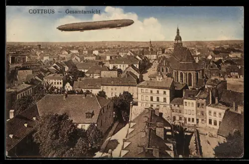 AK Cottbus, Gesamtansicht der Stadt mit Zeppelin