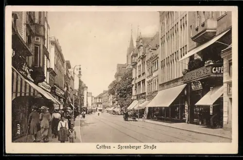 AK Cottbus, Blick in die Spremberger Strasse mit Café und Konditorei Gerlach