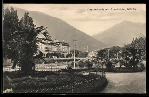 AK Merano, Kurpromenade mit Grand-Hotel