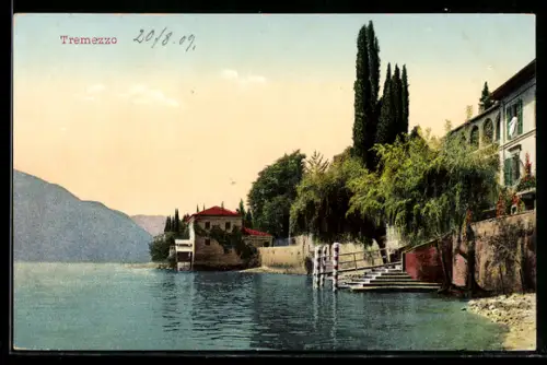 AK Tremezzo, Vista sul lago con cipressi e villa elegante sullo sfondo