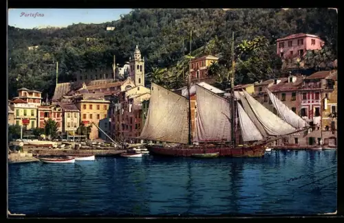AK Portofino, Vista sul porto con veliero storico e edifici colorati