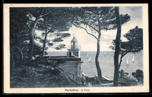 AK Portofino, Il Faro con vele sul mare