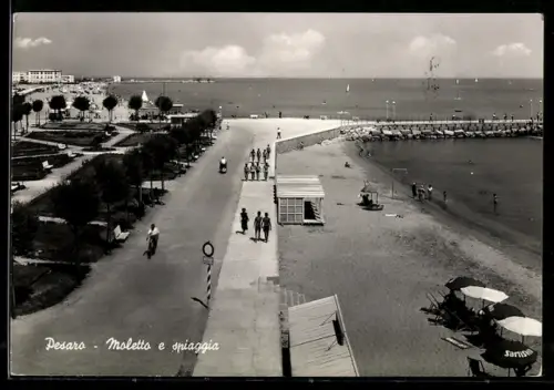 AK Pesaro, Moletto e spiaggia