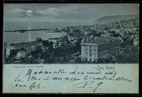 Mondschein-AK San Remo, Veduta panoramica della città con il mare al chiaro di luna