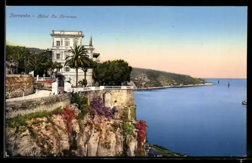 AK Sorrento, Hotel La Terrazza con vista sul mare e scogliera panoramica