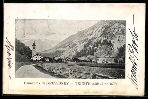 AK Aosta, Panorama del villaggio con montagne sullo sfondo