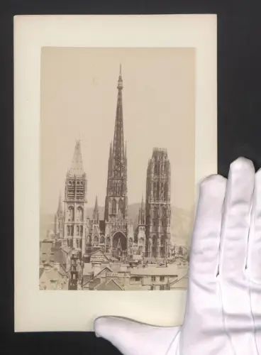 Fotografie Ansicht Rouen, Blick zur Kathedral mit ihrem imposanten Turm, Grossformat 16 x 25cm