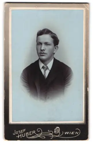 Fotografie Josef Huber, Wien, Arndtstrasse 72, Porträt des Herrn Franz Pesl, 1908