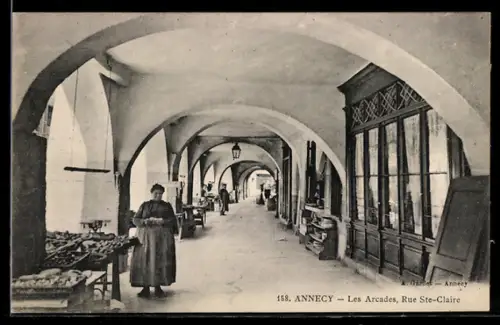 AK Annecy, Les Arcades Rue Ste Claire