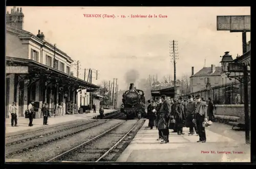 AK Vernon /Eure, Intérieur de la Gare