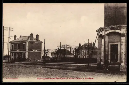 AK Saint-Armand-de-Vendome, La Gare