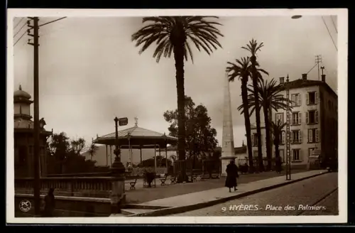 AK Hyères, Place des Palmiers