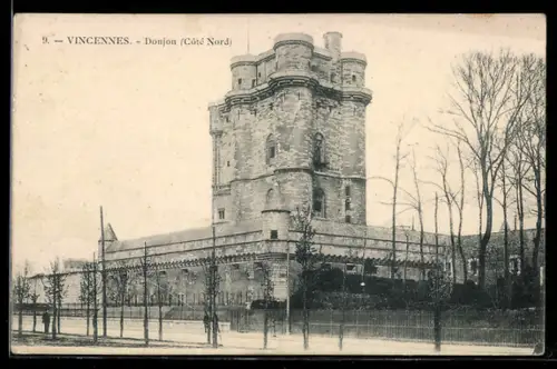 AK Vincennes, Donjon, Côté Nord