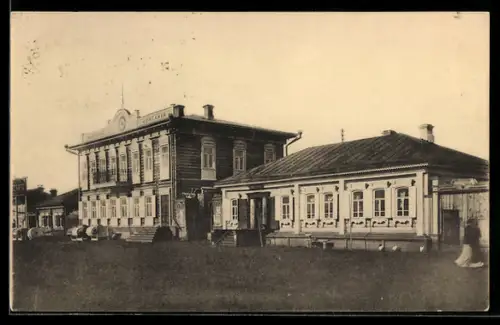 AK Kainsk, La maison de la companie de Sibérie et le bureau de poste, Rotes Kreuz
