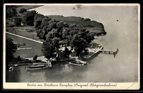 AK Templin bei Potsdam, Partie an der Gaststätte Forsthaus Templin J. Blüml, Fliegeraufnahme