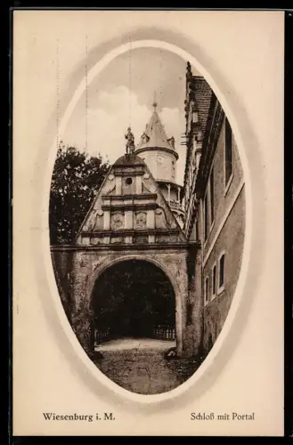 AK Wiesenburg i. M., Schloss mit Portal und Grünanlage