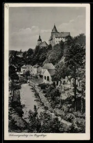 AK Schwarzenberg i. Erzgebirge, Totalansicht mit Schloss