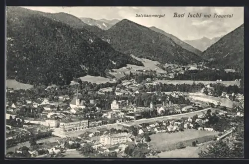 AK Bad Ischl /Salzkammergut, Ortsansicht mit Trauntal