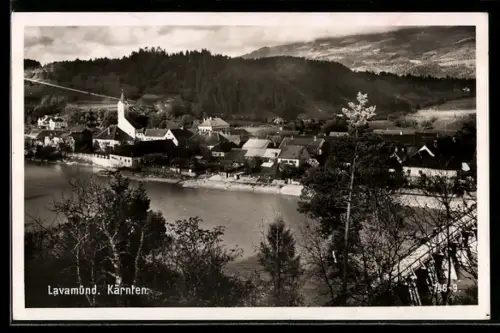 AK Lavamünd, Blick auf die Ortschaft mit Brücke und Umgebung