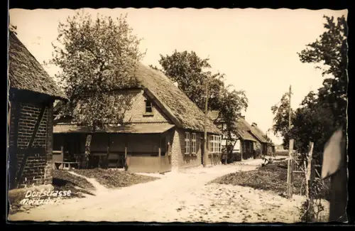AK Moritzdorf, Wohnhäuser in der Dorfstrasse