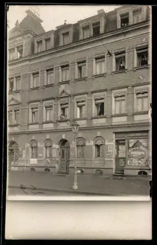 Foto-AK Dresden-Trachenberge, Haus in der Grossenhainerstrasse 124 1911