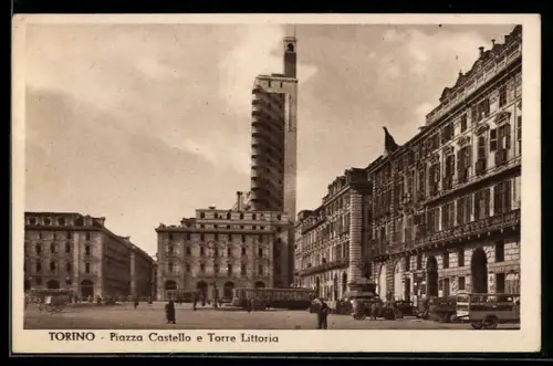 AK Torino, Piazza Castello e Torre Littoria con auto e passanti