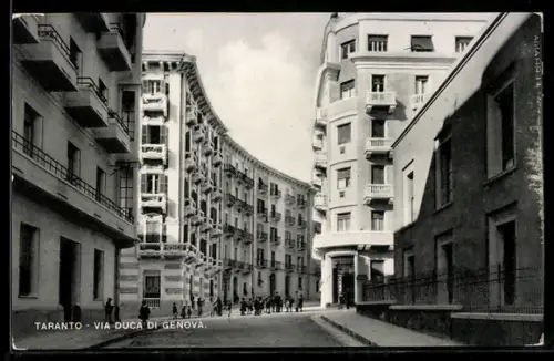 AK Taranto, Via Duca di Genova con edifici storici e passanti