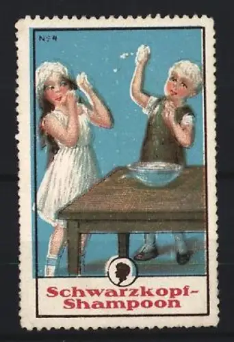 Reklamemarke Schwarzkopf-Shampoon, Kinder beim Haarewaschen