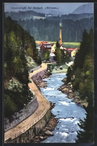 AK Seeboden am Millstätter See, Lieserstrasse am Fluss mit Fabrik und Wald