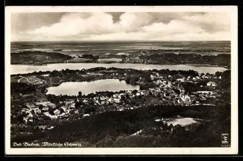 AK Bad Buckow /Märkische Schweiz, Ortsansicht, Fliegeraufnahme