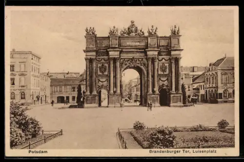 AK Potsdam, Brandenburger Tor am Luisenplatz