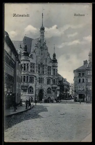 AK Helmstedt, Rathaus mit Strassenkreuzung