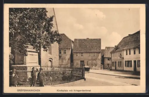 AK Gräfenhainichen, Kirchplatz mit Kriegerdenkmal