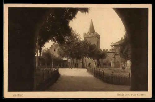 AK Zerbst, Heidetor von aussen