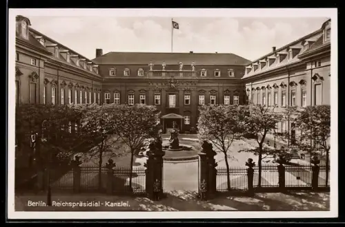 AK Berlin, Reichspräsidialkanzlei aus der Vogelschau, 