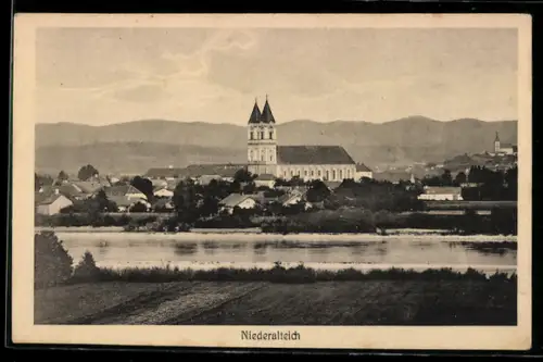 AK Niederalteich, Kloster und Ortsansicht vom Wasser aus