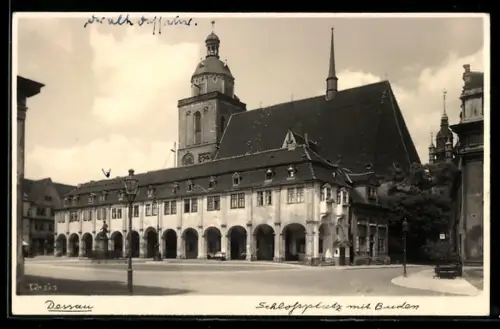 AK Dessau, Schlossplatz mit Buden