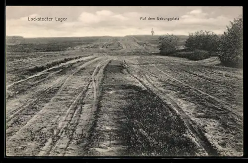 AK Lockstedter Lager, Übungsplatz, Brache mit Wasserturm in der Ferne