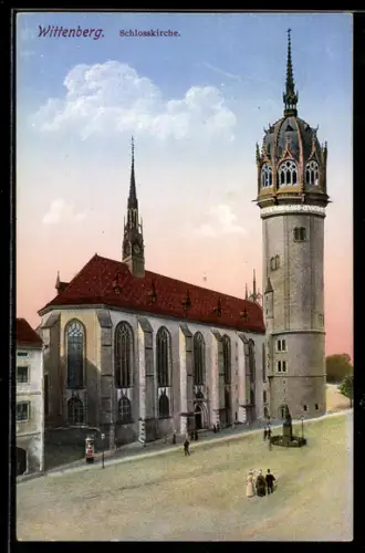 AK Wittenberg / Elbe, Schlosskirche mit Denkmal und Litfasssäule