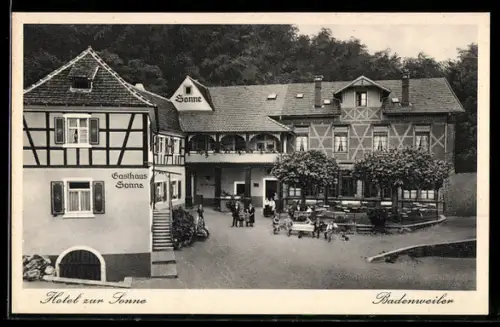 AK Badenweiler, Gasthaus u. Hotel zur Sonne, Gartenansicht aus der Vogelschau