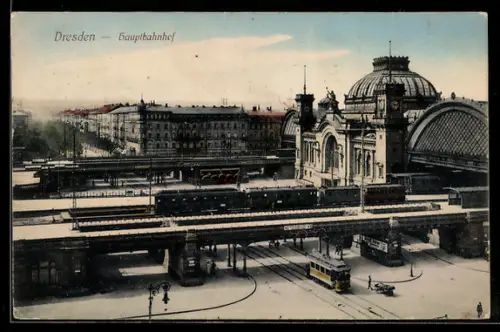AK Dresden, Hauptbahnhof, Strassenbahn, Züge
