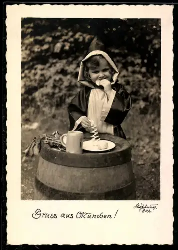 AK München, Münchner Kindl isst eine Rübe