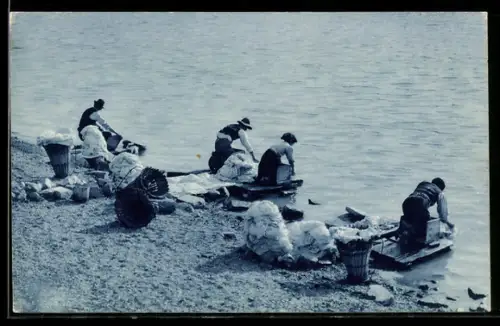 AK Waschfrauen am Ufer