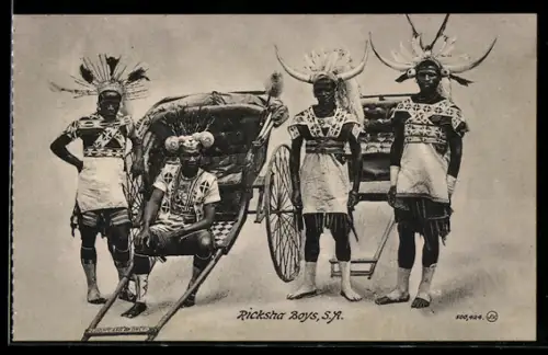AK Männer in Stammeskleidung und mit Kopfschmuck und zwei Rikschas